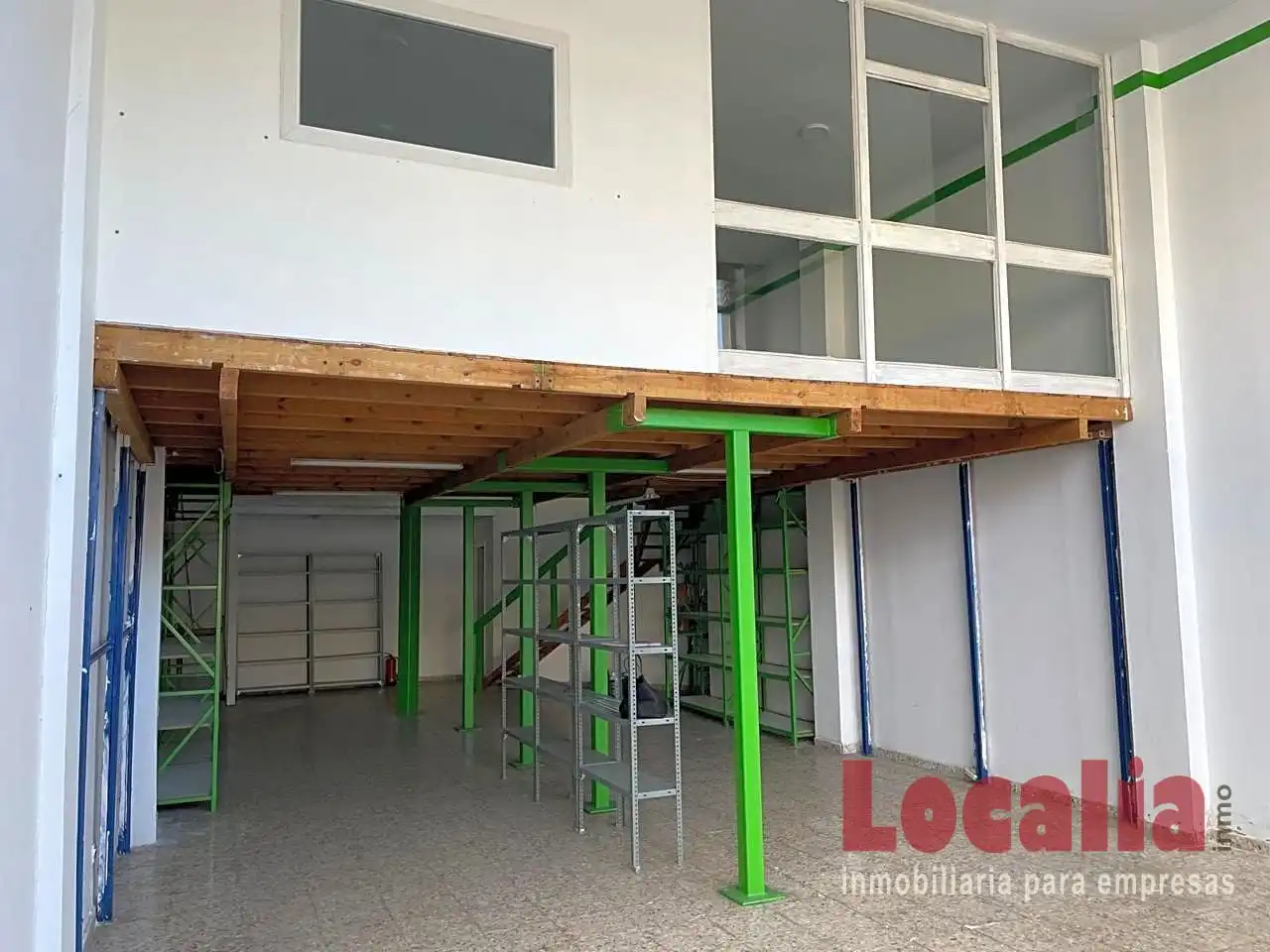Local comercial en venta en Castilla - Hermida, imagen 2