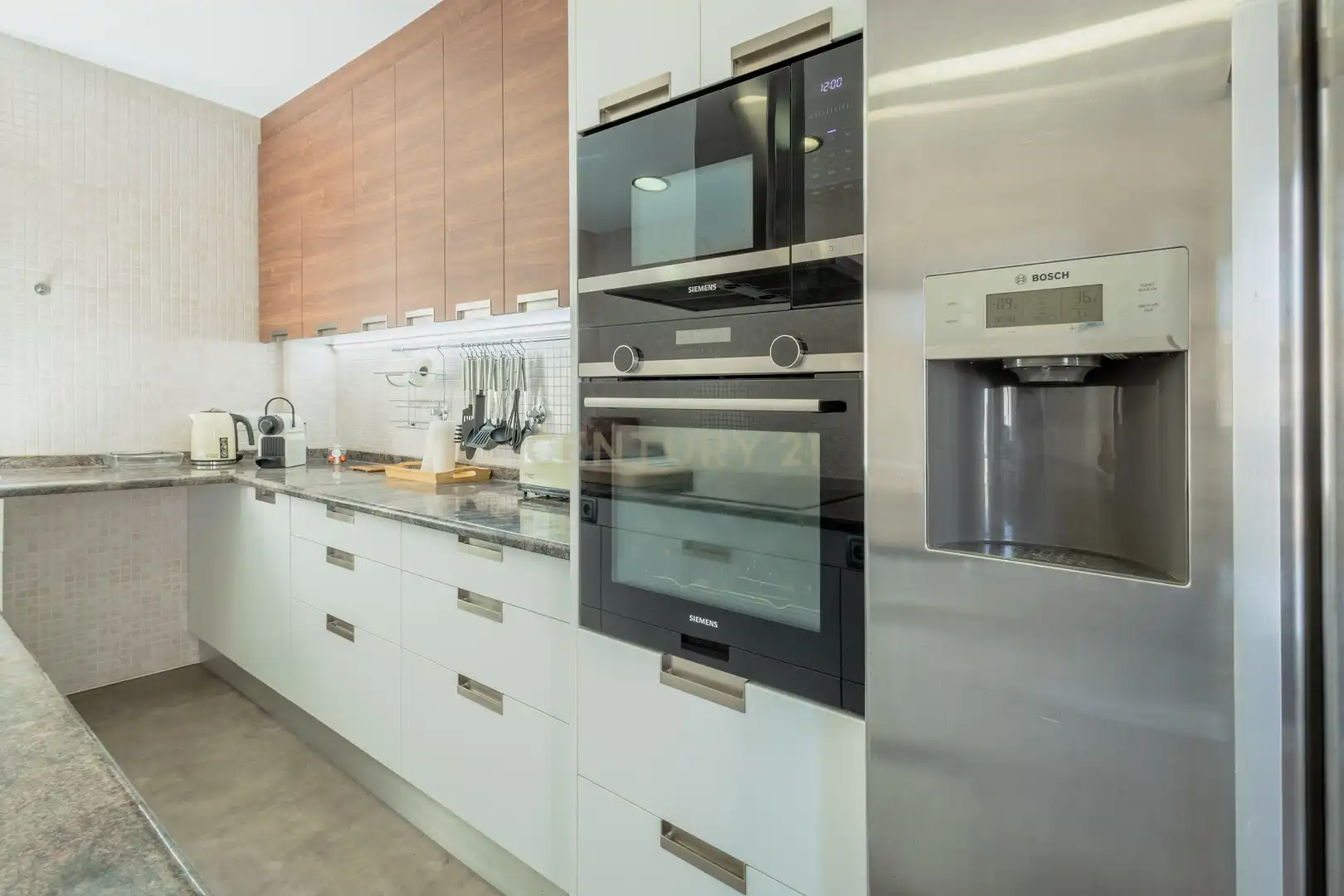 Küche von Wohnungen zum Verkauf in L'Hospitalet de Llobregat mit Balkon