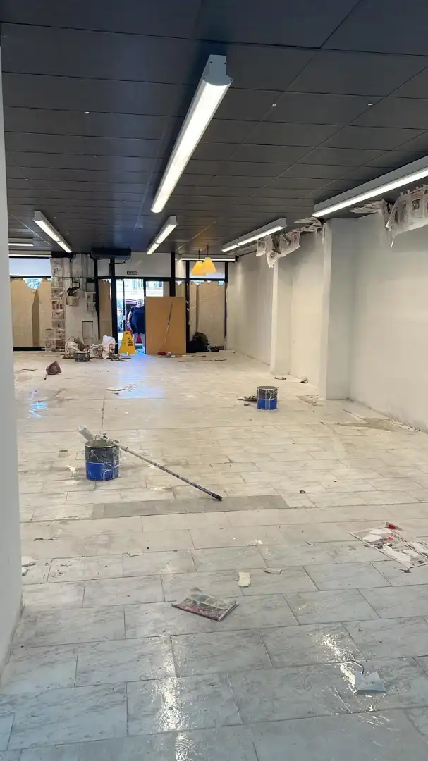 Local comercial en venta en Carrer de la Mare de Déu de la Cisa, imagen 3
