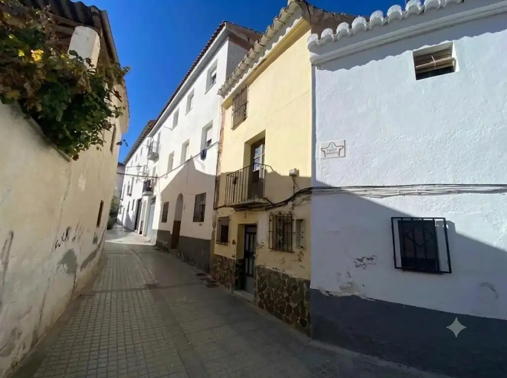 Exterior view of Houses for sale in Baza