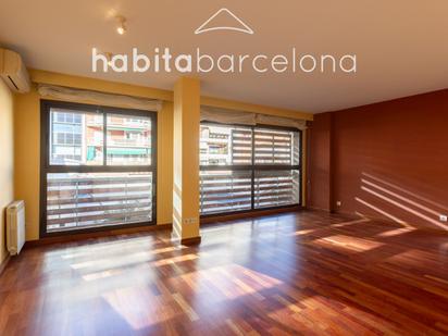 Exterior view of Flat for sale in  Barcelona Capital  with Air Conditioner, Heating and Parquet flooring