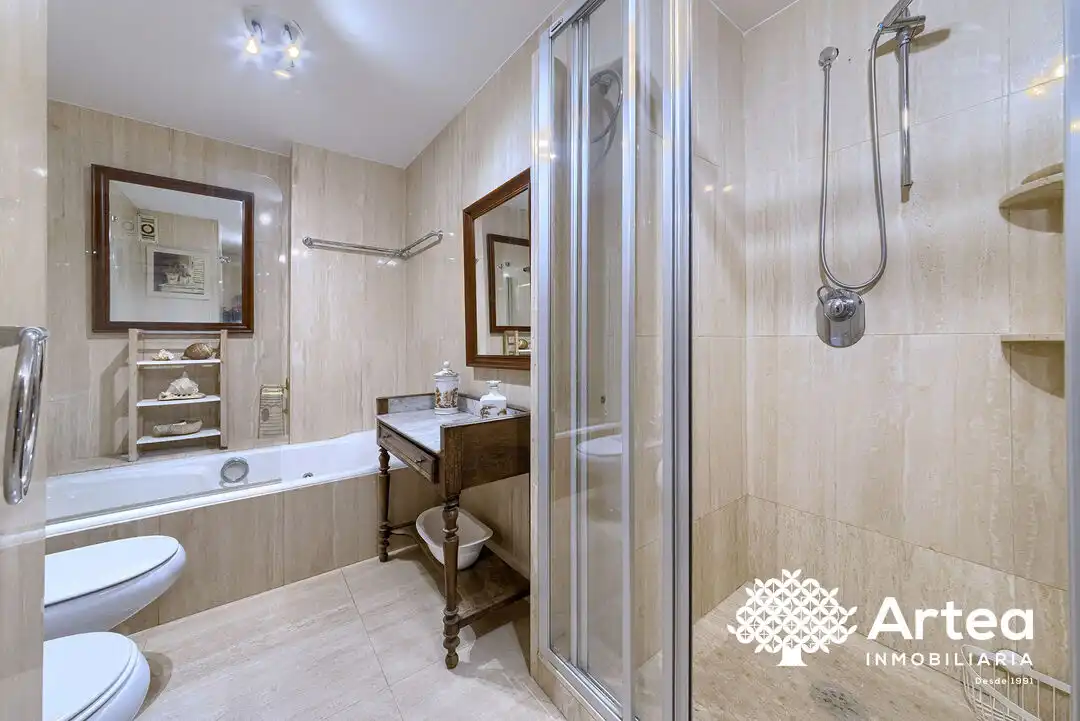 Piso en venta en Atxekolandeta Kalea, Neguri