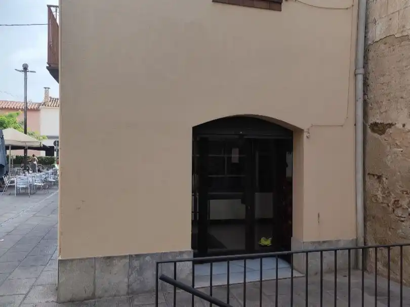 Local comercial en venda a Plaça del convent 5, imagen 3