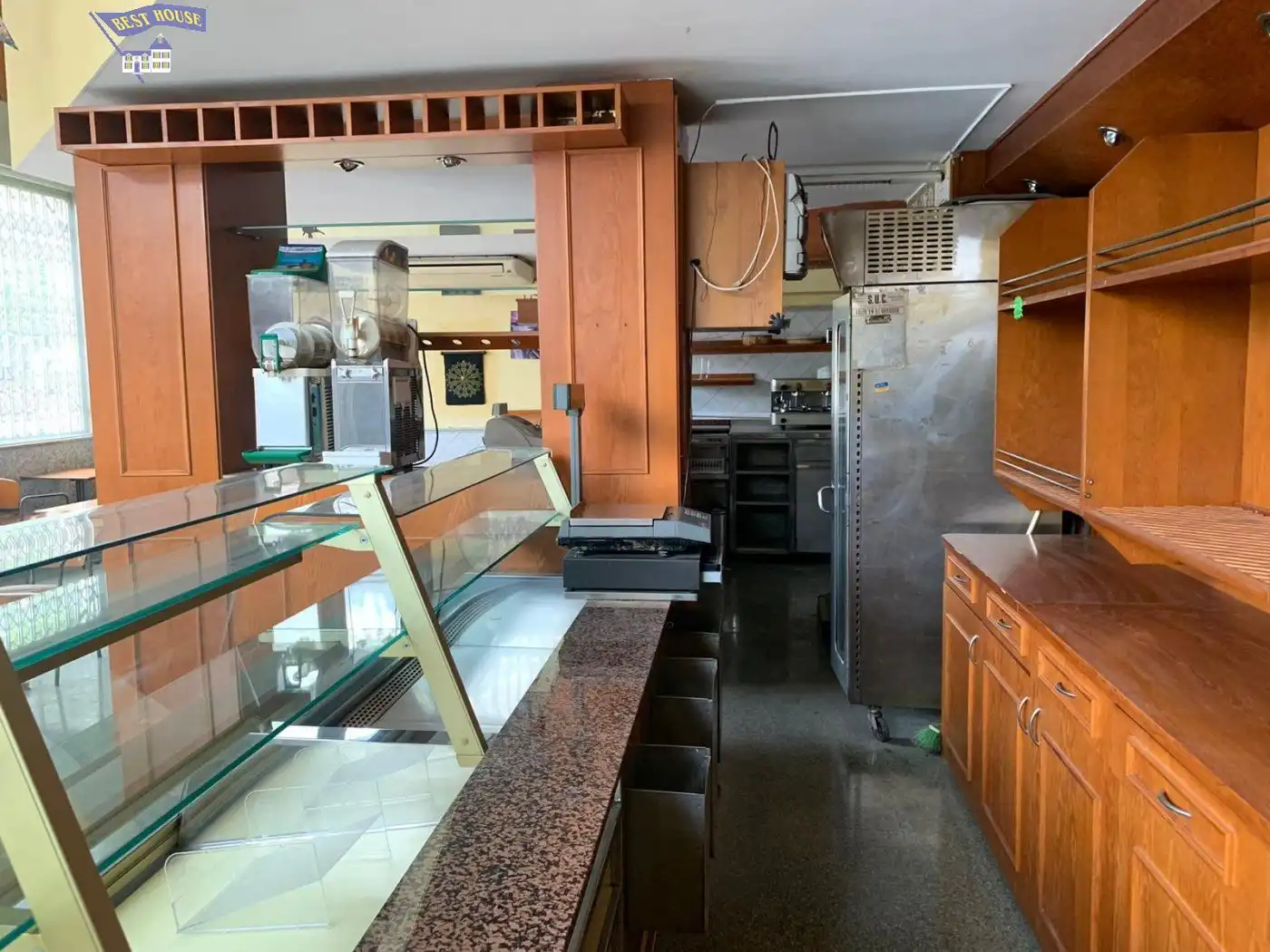 Local en venta en Casc Antic