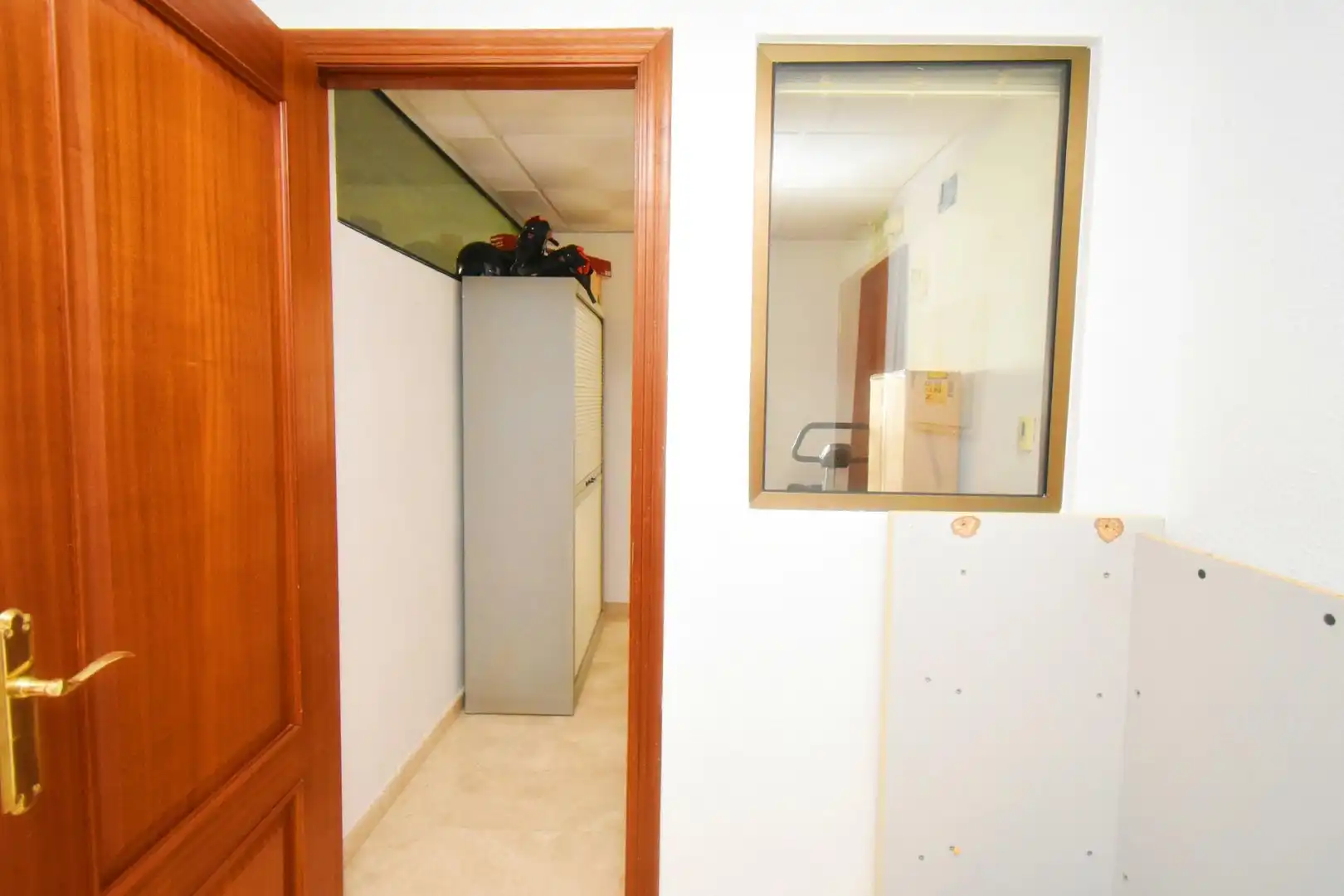 Büro zum Verkauf in El Ejido mit Klimaanlage und Möbliert