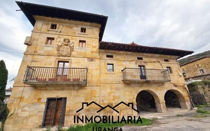 Vista exterior de Casa o xalet en venda en Rasines amb Calefacció i Terrassa