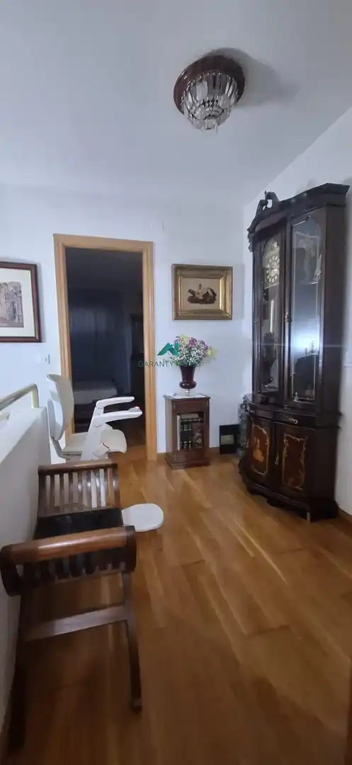 Vista exterior de Casa adosada en venda en Las Rozas de Madrid amb Aire condicionat, Calefacció i Jardí privat