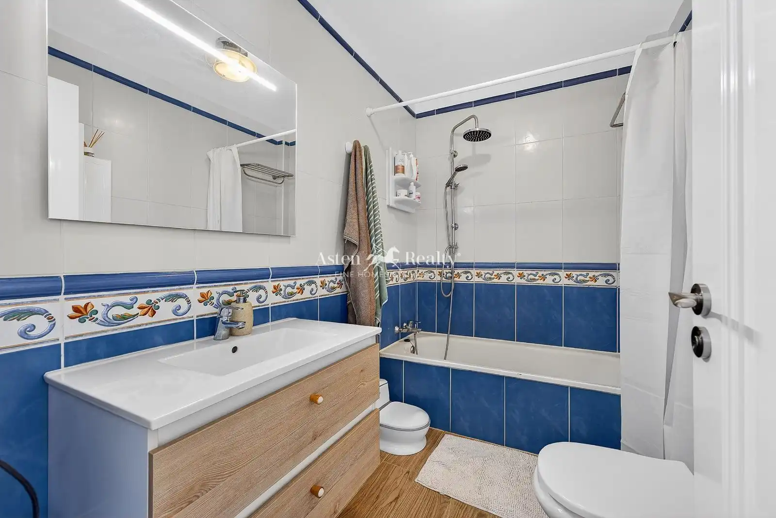 Bany de Apartament en venda en Santiago del Teide amb Terrassa, Traster i Moblat