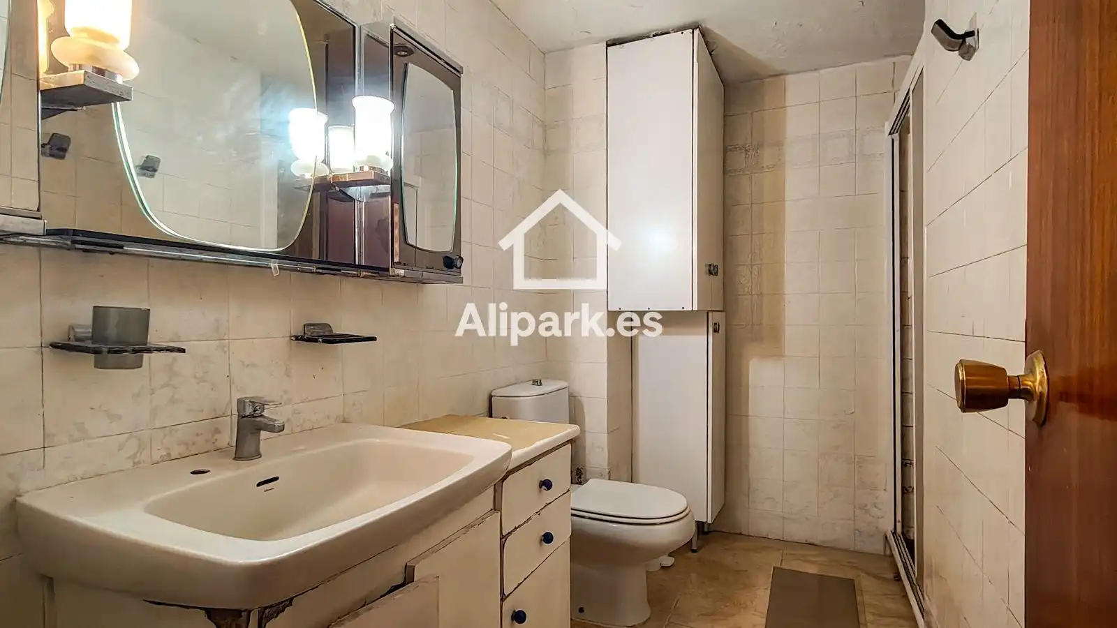 Dormitori de Pis en venda en Alicante / Alacant amb Aire condicionat, Terrassa i Piscina