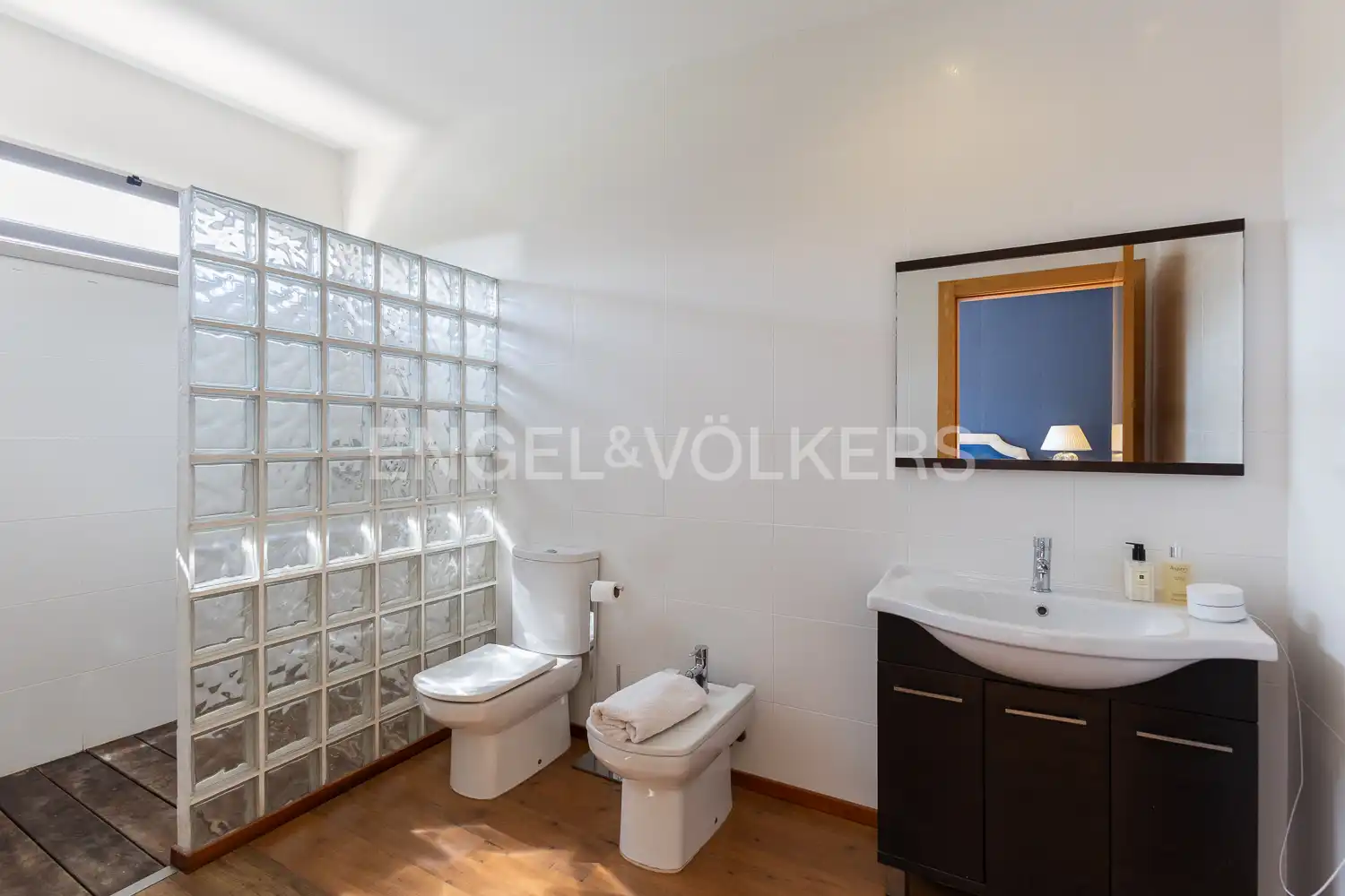 Bathroom of Houses for rent in Olocau  with Air Conditioner, Heating and Private garden