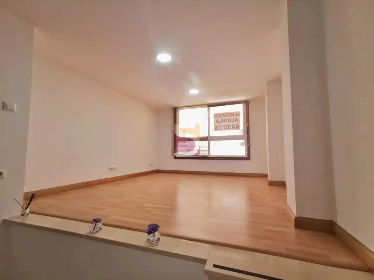 Oficina de alquiler en Nigrán con Calefacción