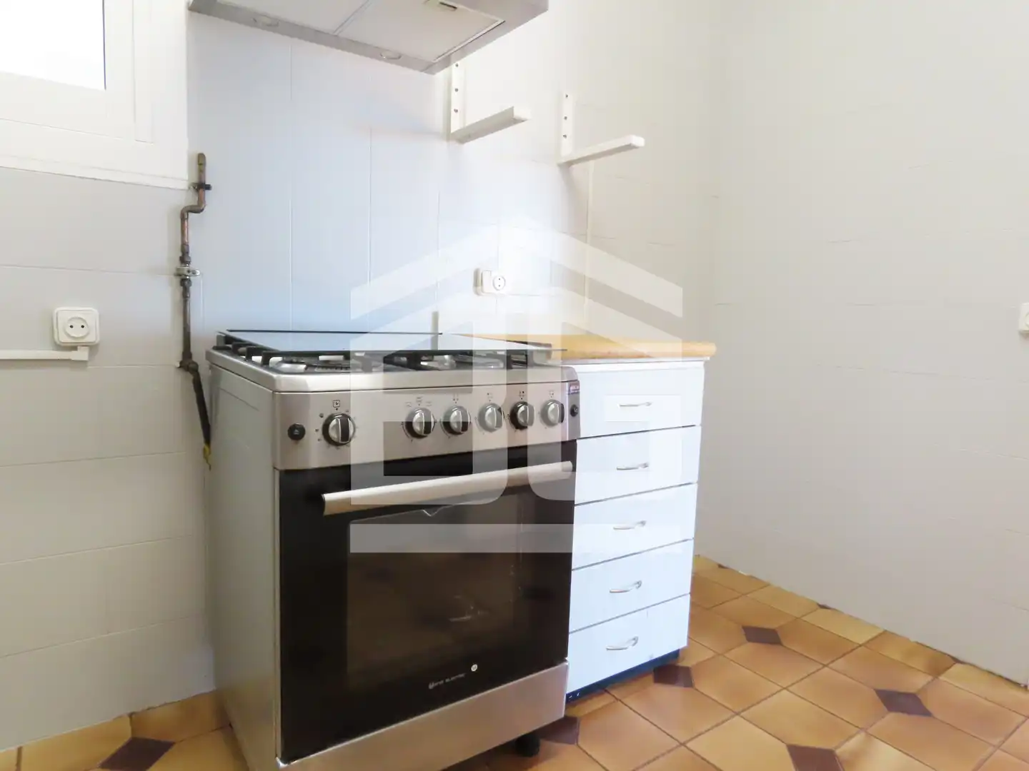 Kitchen of Flat for sale in Sant Fost de Campsentelles  with Terrace, Storage room and Balcony