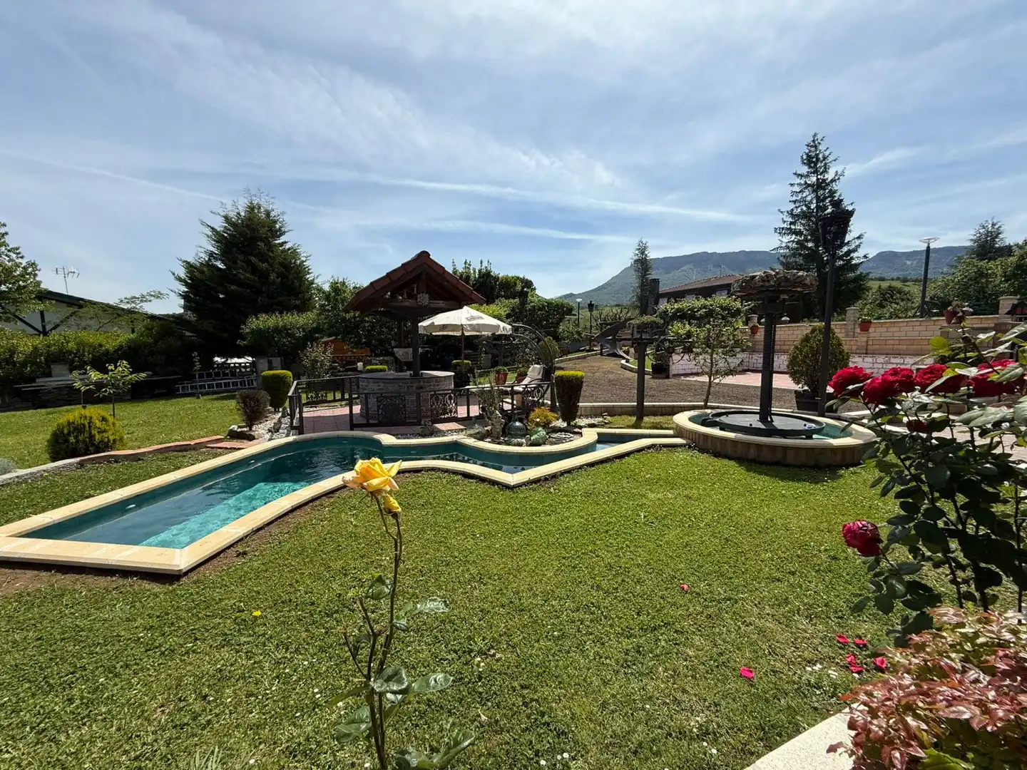 Jardín de Casa o chalet en venta en Valle de Mena con Calefacción, Terraza y Trastero