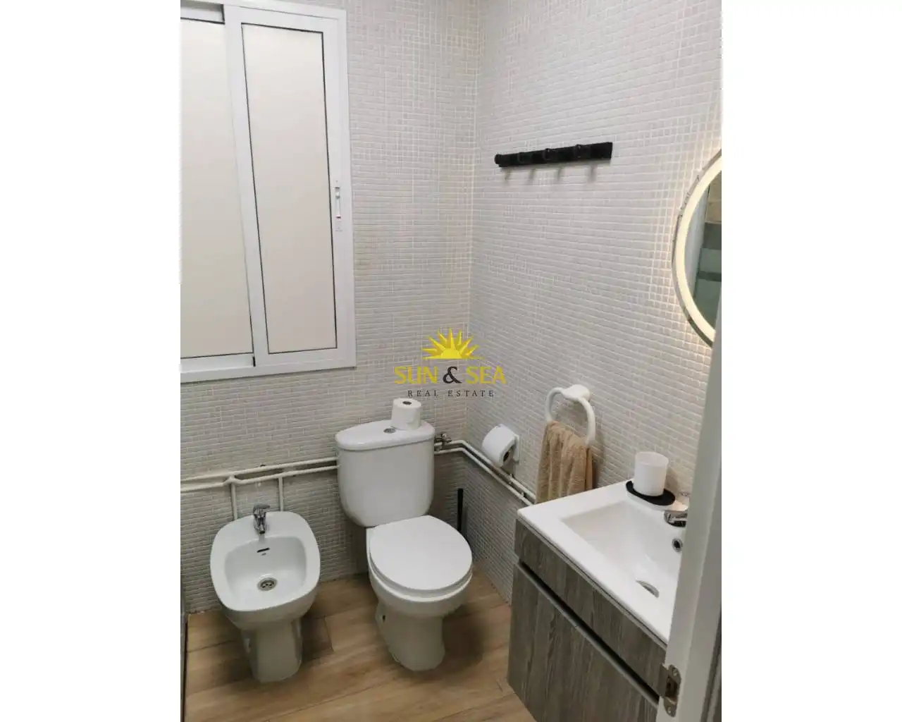 Bathroom of Apartments for rent in Cartagena  with Air Conditioner, Heating and Terrace