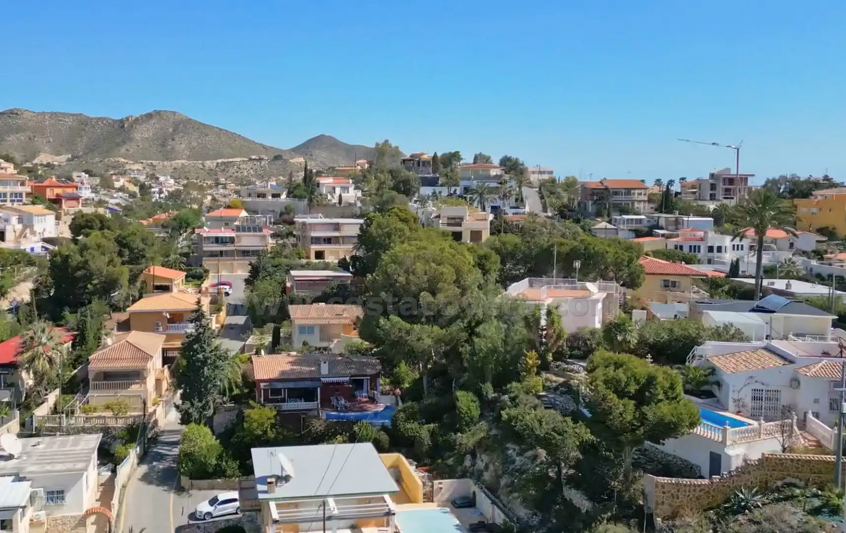 Vista exterior de Casa o xalet en venda en El Campello amb Aire condicionat, Jardí privat i Terrassa