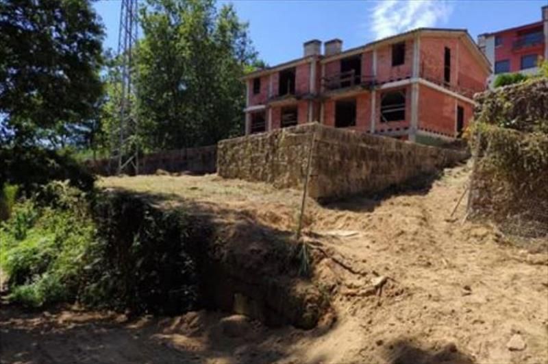 Vista exterior de Casa o xalet en venda en Pontevedra Capital  amb Jardí privat, Terrassa i Traster