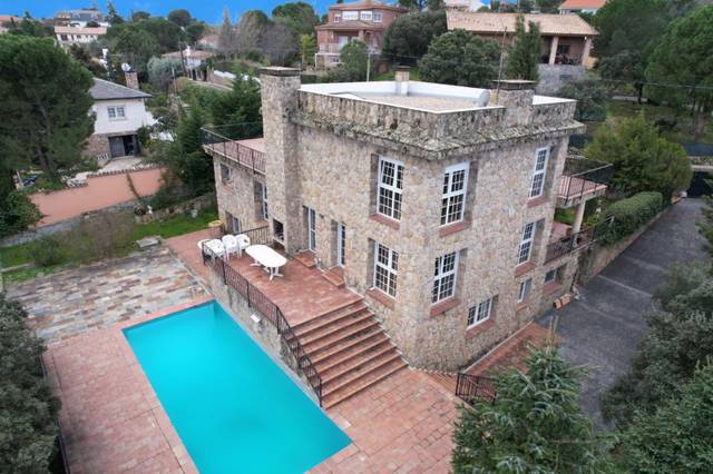 Casa-chalet en Venta en Pino Alto - Navarredonda