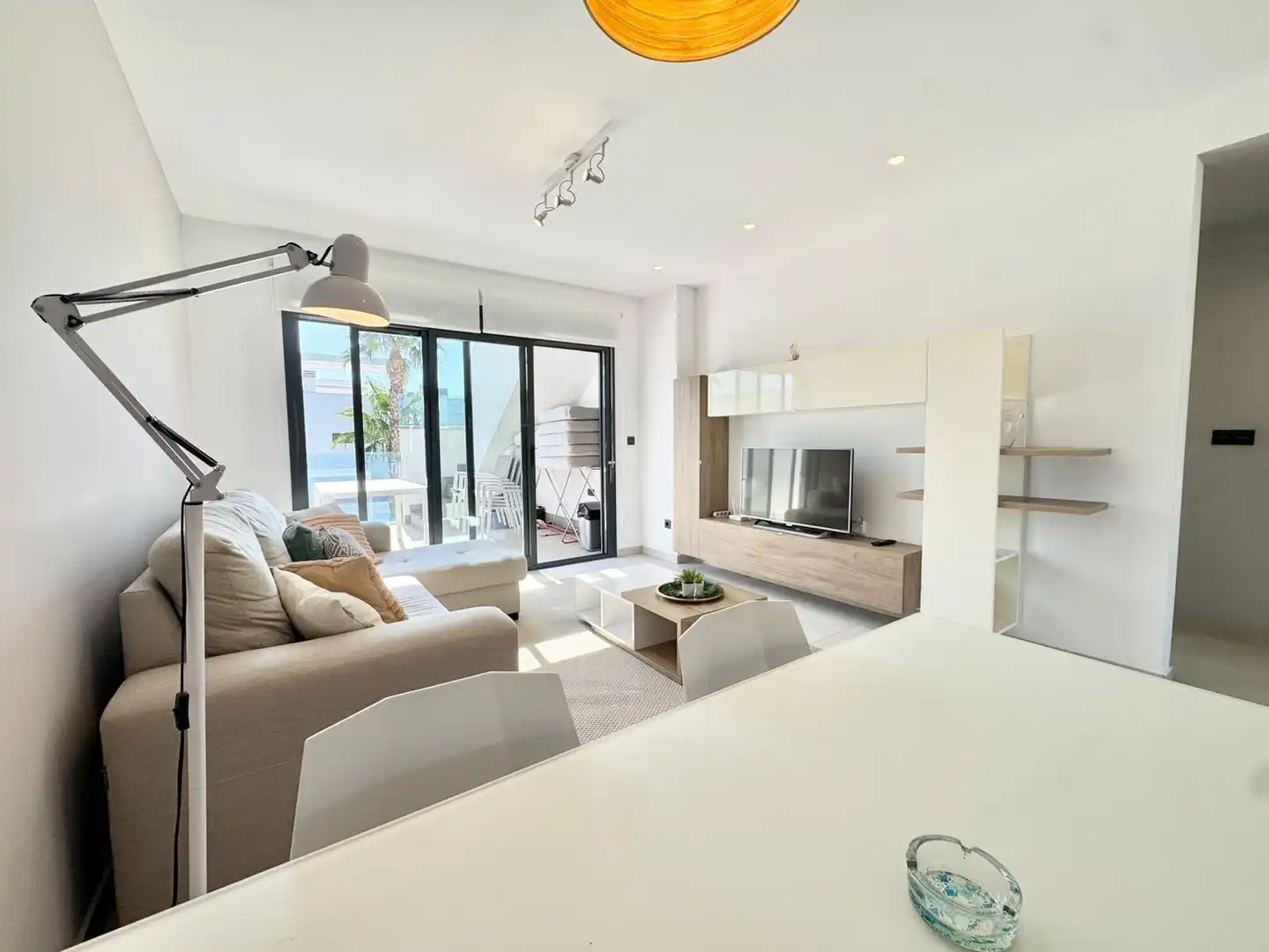 Penthouse with pool to rent in El Raso, imagen 4