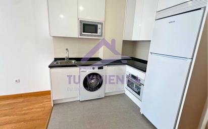 Kitchen of Flat for sale in Valladolid Capital  with Heating and Parquet flooring