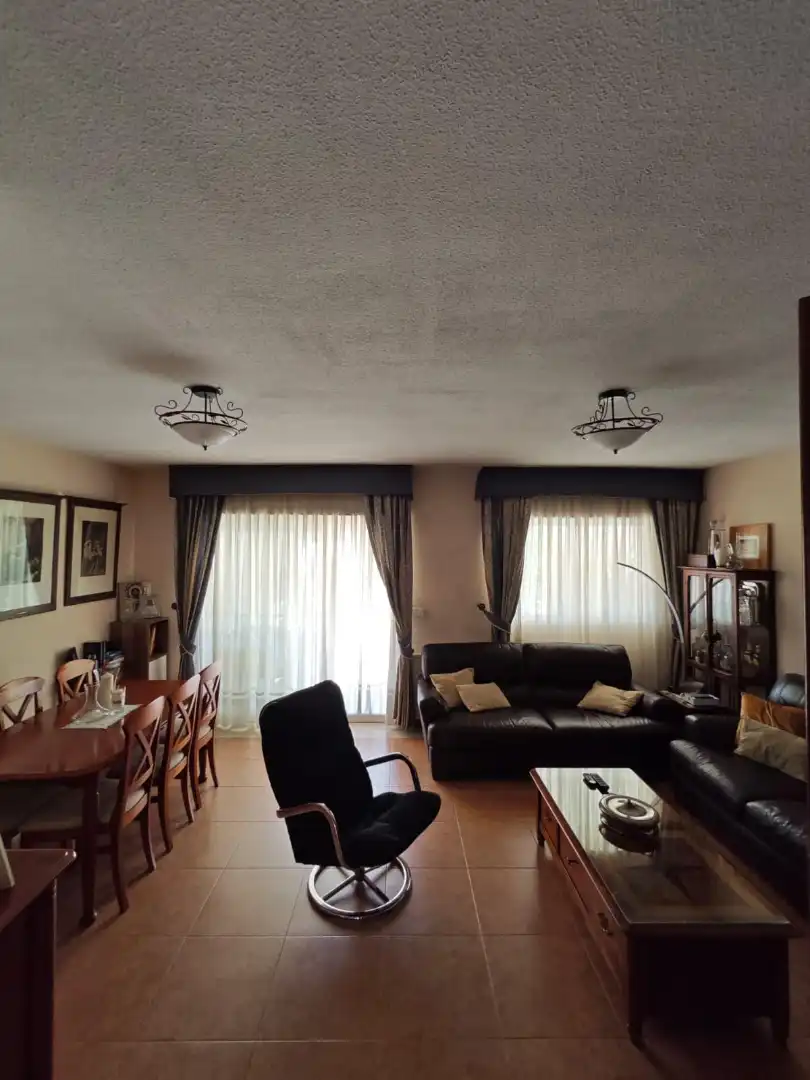 Living room of Detached homes for sale in Aranjuez  with Air Conditioner, Heating and Parquet flooring