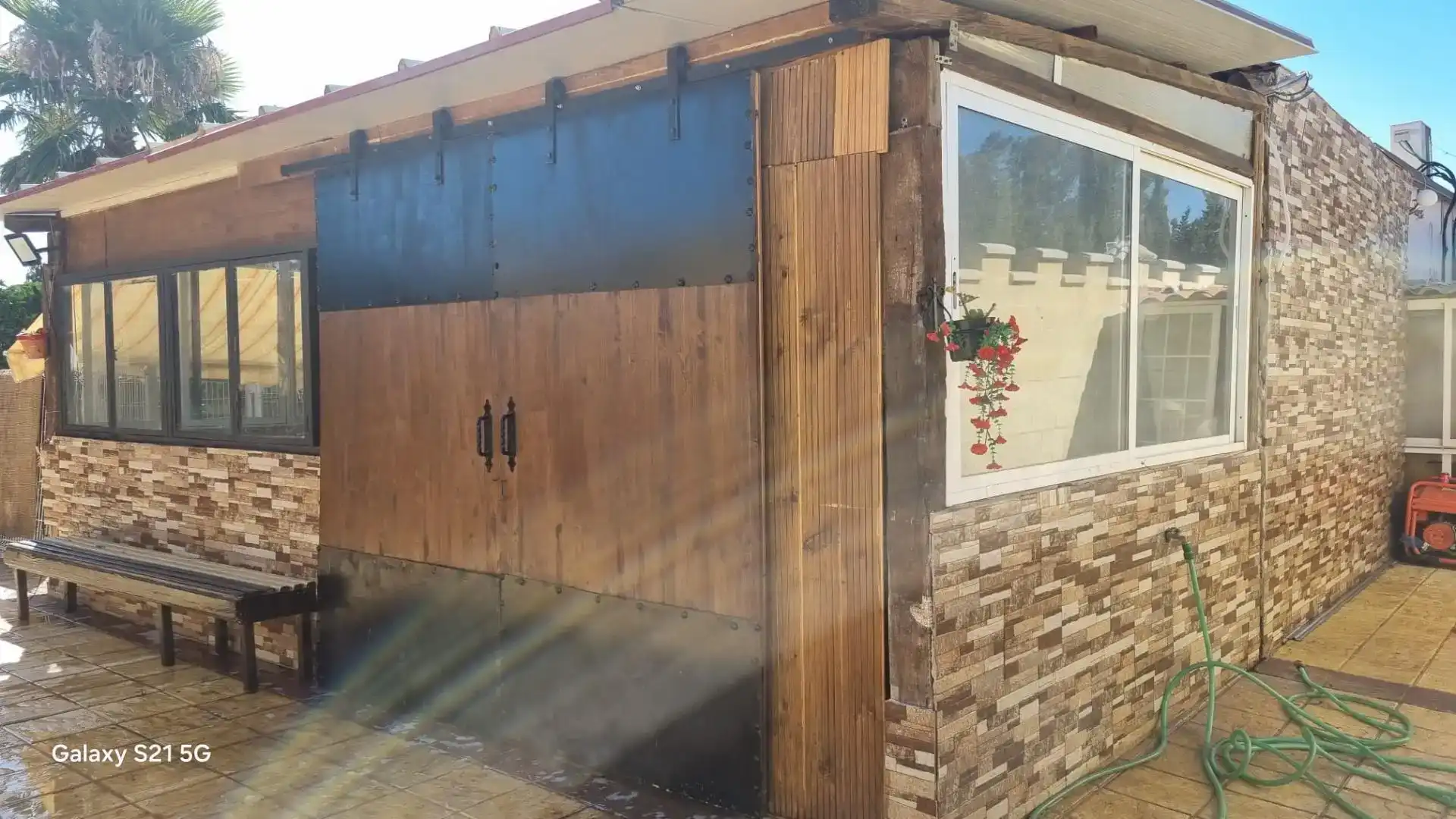 Vista exterior de Casa o chalet en venta en Dos Hermanas con Aire acondicionado, Jardín privado y Trastero