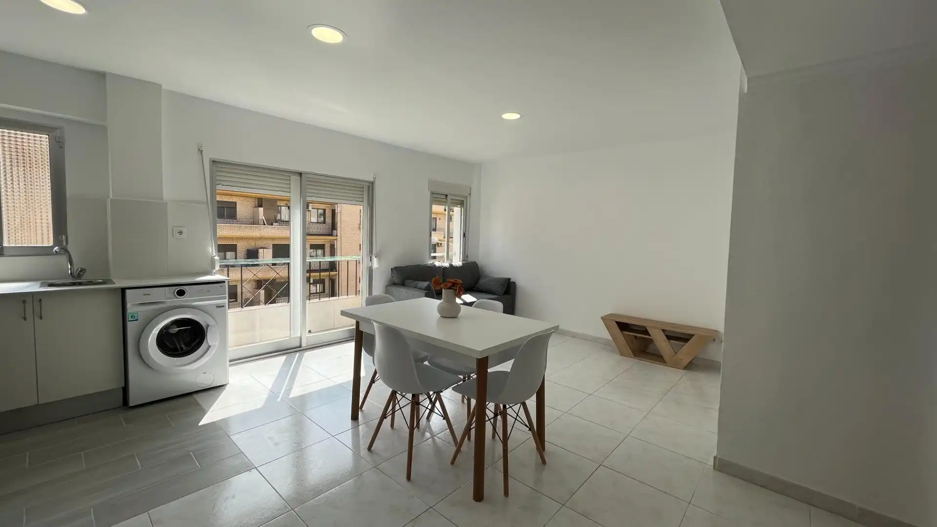 Apartment with terrace to rent in REY ALFONSO BAT, imagen 2