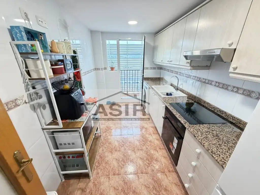 Flat with terrace for sale in Calle Clara Campoamor, imagen 10