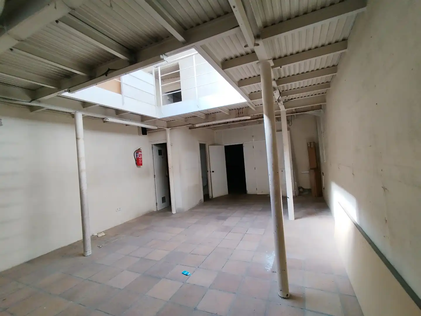 Local comercial de lloguer a Carrer del Comte Borrell, imagen 11