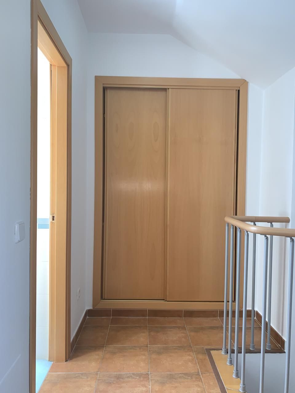 Habitación de Dúplex en venta en Torres de la Alameda con Aire acondicionado, Calefacción y Trastero