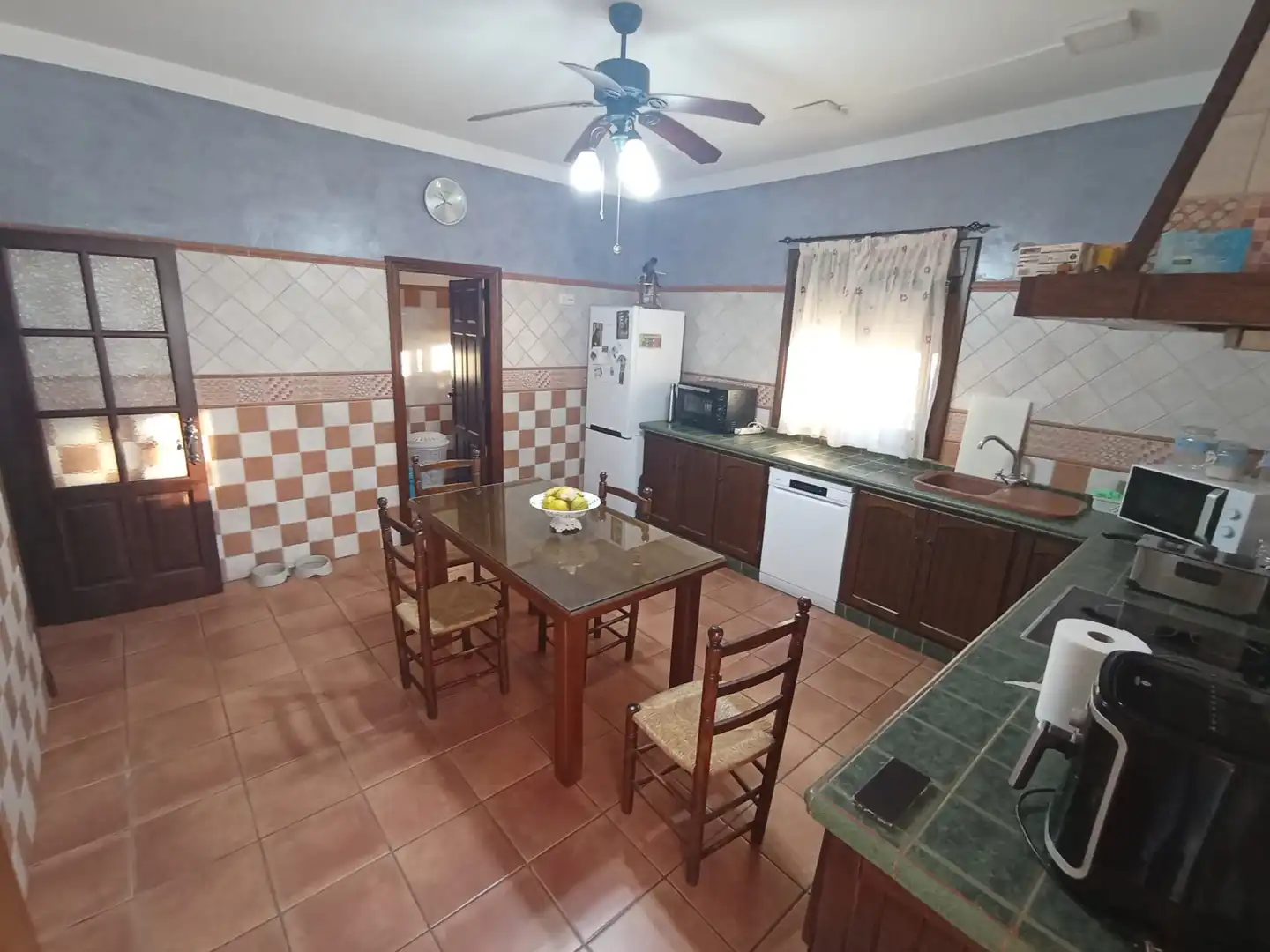 Cuina de Casa o xalet de lloguer en Chipiona