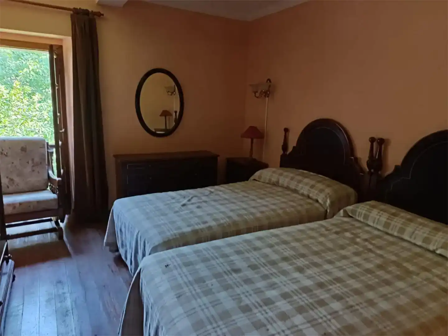 Habitación de Casa o chalet en venta en Llanes con Balcón