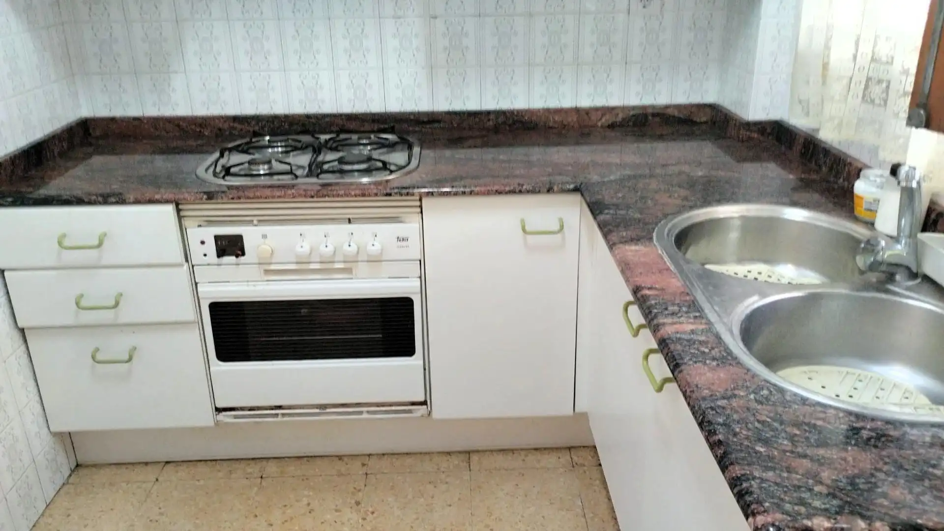 Cocina de Piso en venta en Valencia con Aire acondicionado y Balcón