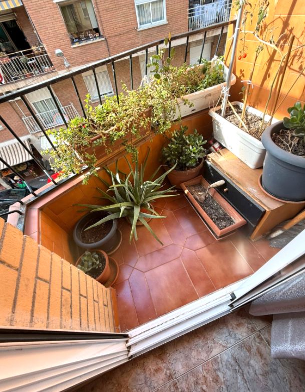 Piso en venta en Carrer d'Almansa, Les Roquetes, Nou Barris