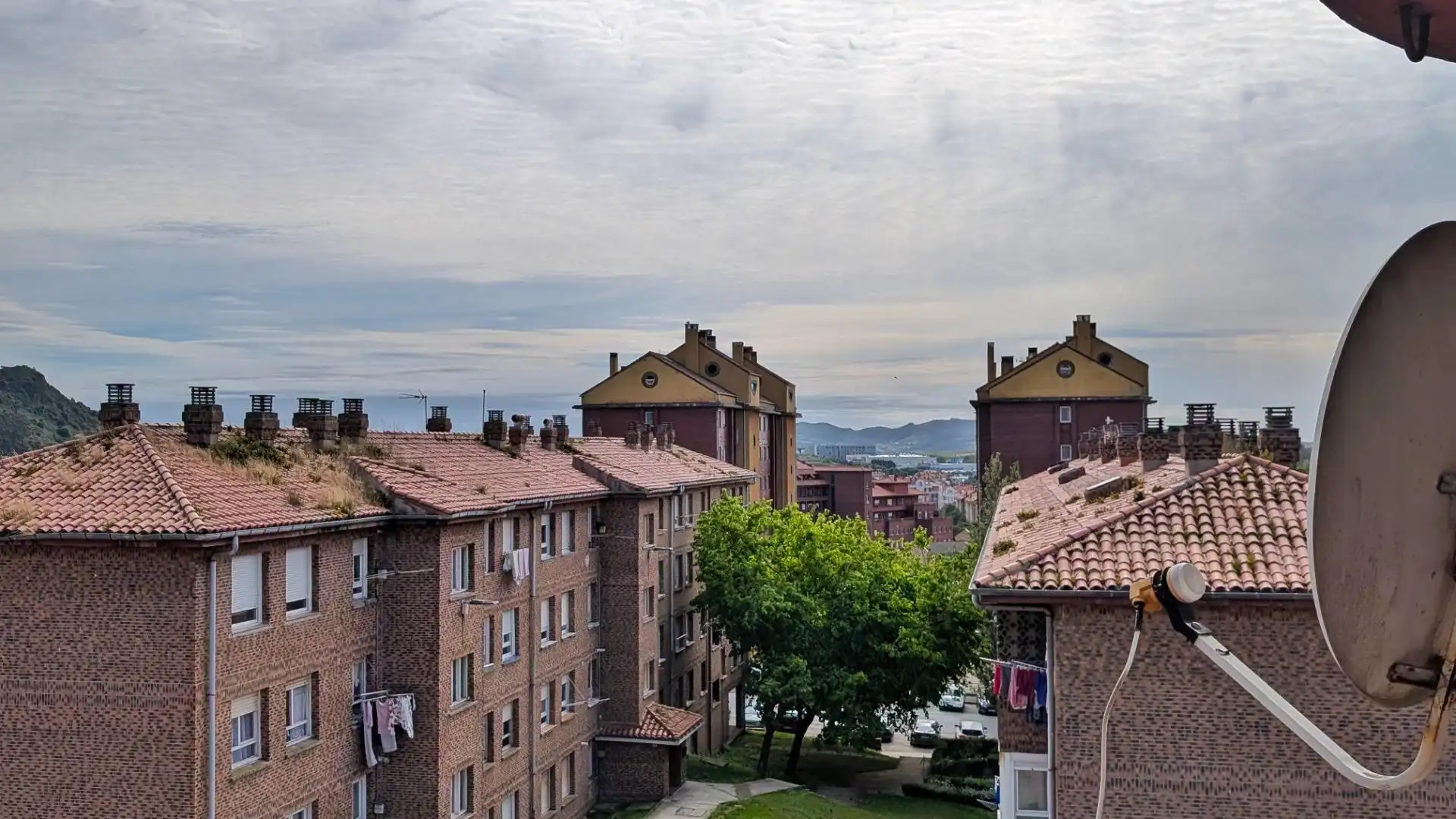 Vista exterior de Piso en venta en Santander