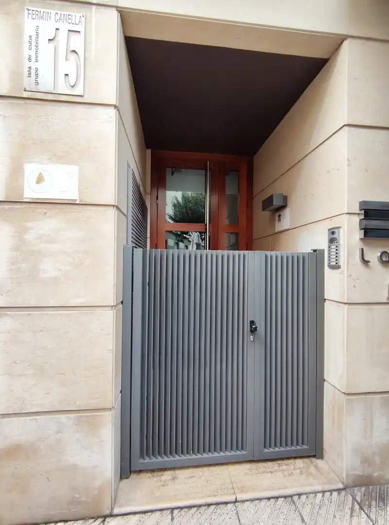 Wohnung zur Miete in Oviedo  mit Heizung, Abstellraum und Möbliert