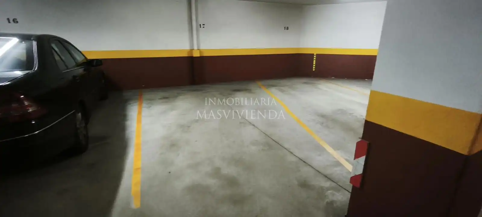 Parking de Piso en venta en Vigo  con Calefacción, Terraza y Trastero