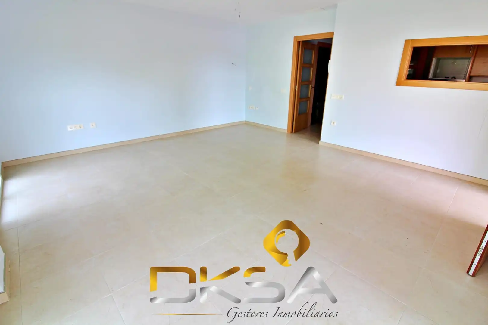 Vista exterior de Planta baixa en venda en Oropesa del Mar / Orpesa amb Jardí privat, Terrassa i Piscina comunitària