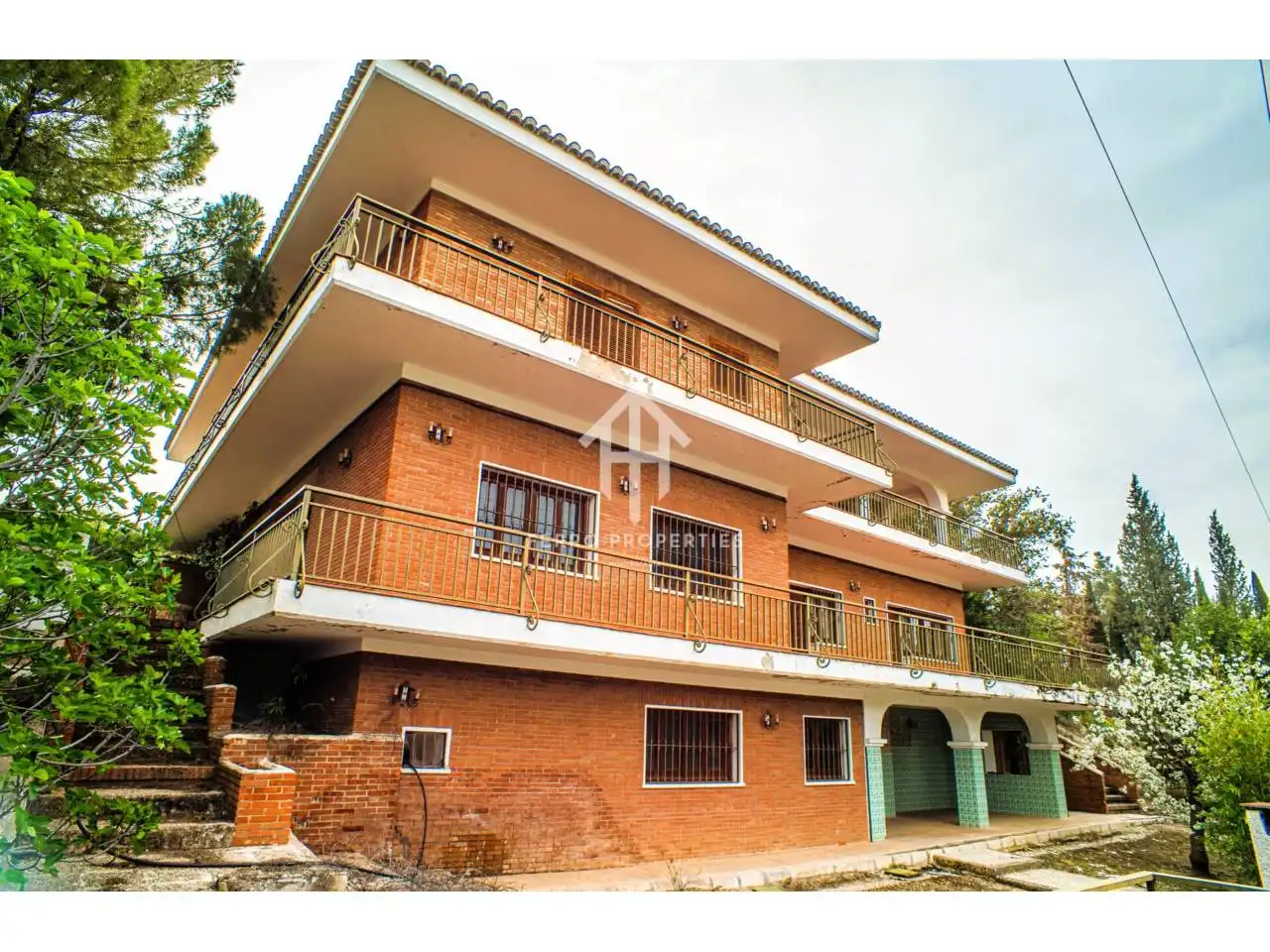 Vista exterior de Finca rústica en venda en Loja amb Aire condicionat, Calefacció i Jardí privat