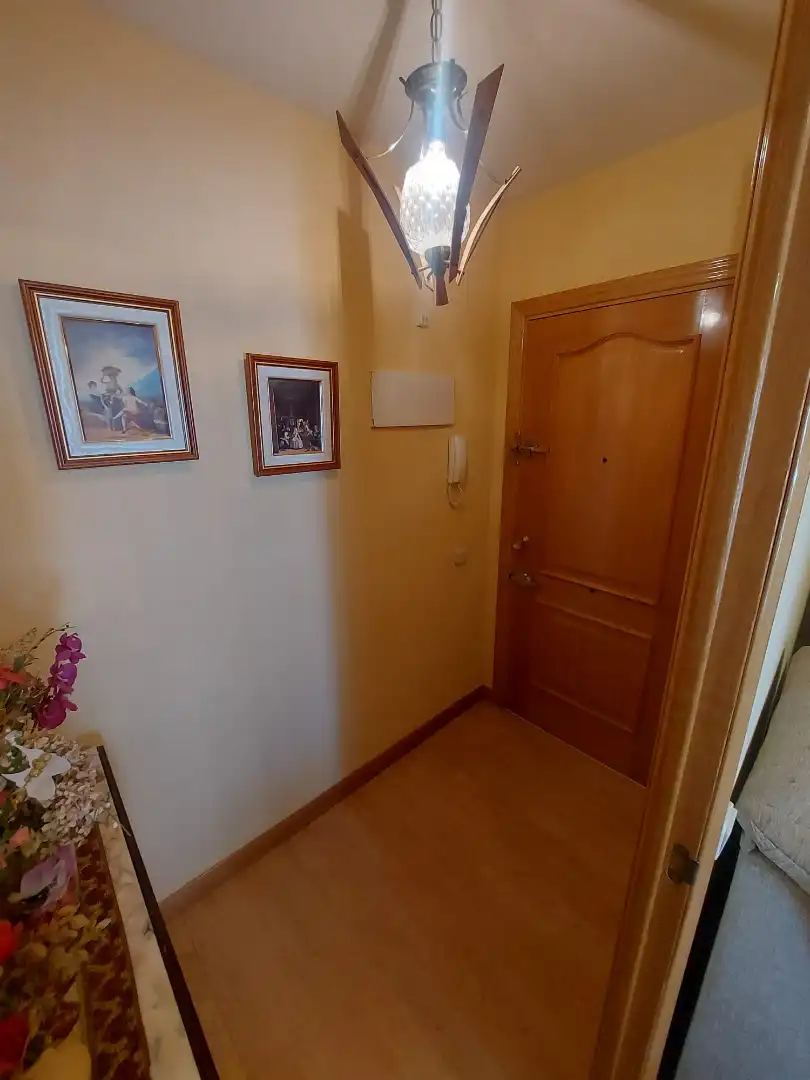 Piso en venta en Madrid con Calefacción, Terraza y Amueblado