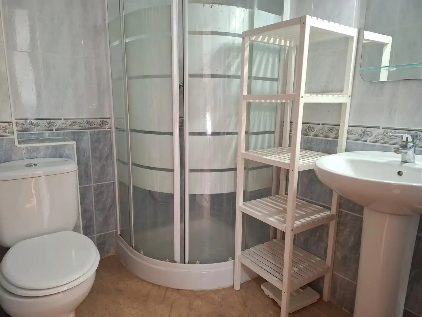 Bathroom of Flat for sale in Torrenueva Costa  with Terrace and Furnished