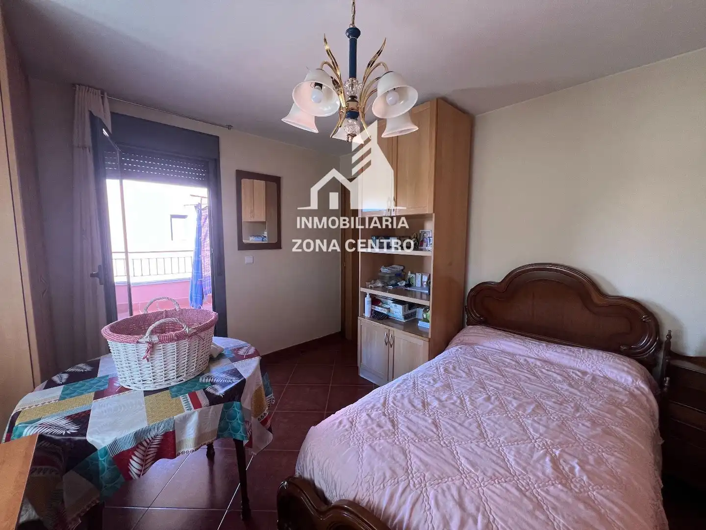 Vista exterior de Casa o xalet en venda en Grijota amb Calefacció, Jardí privat i Terrassa