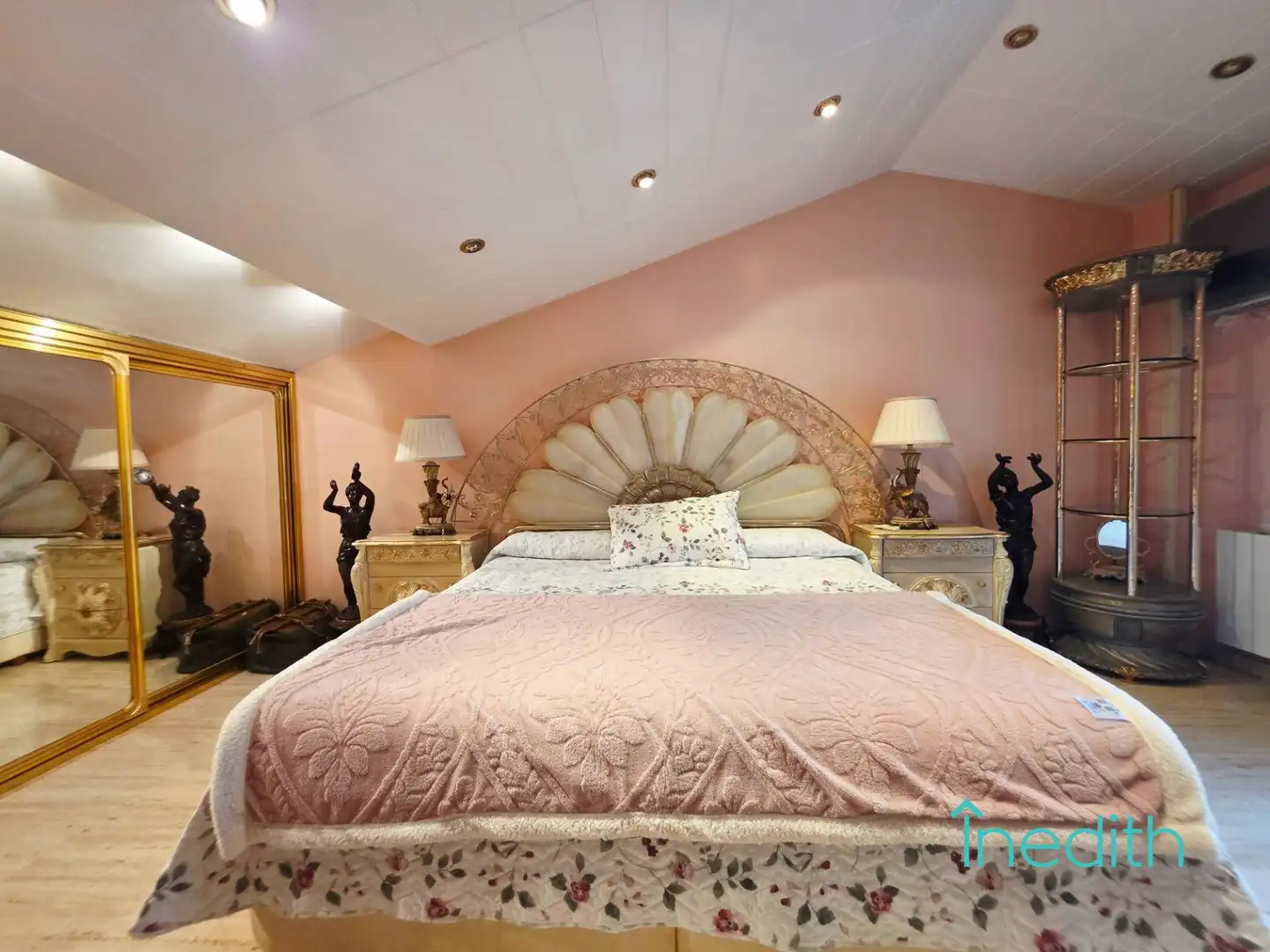 Schlafzimmer von Einfamilien-Reihenhaus zum Verkauf in Viladecans mit Klimaanlage, Heizung und Terrasse
