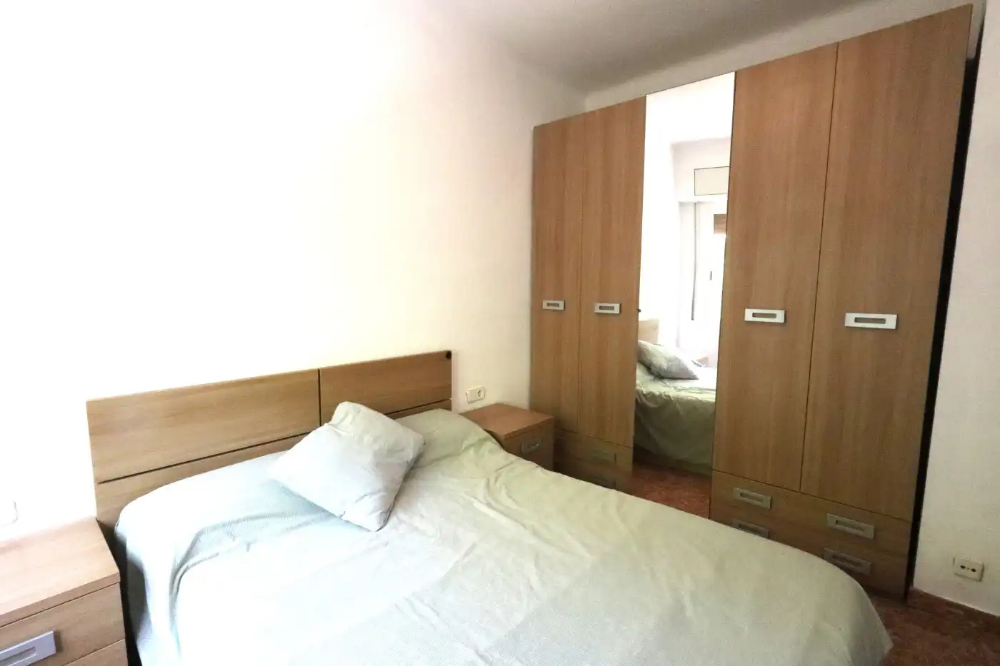 Habitación de Piso en venta en Barcelona con Balcón