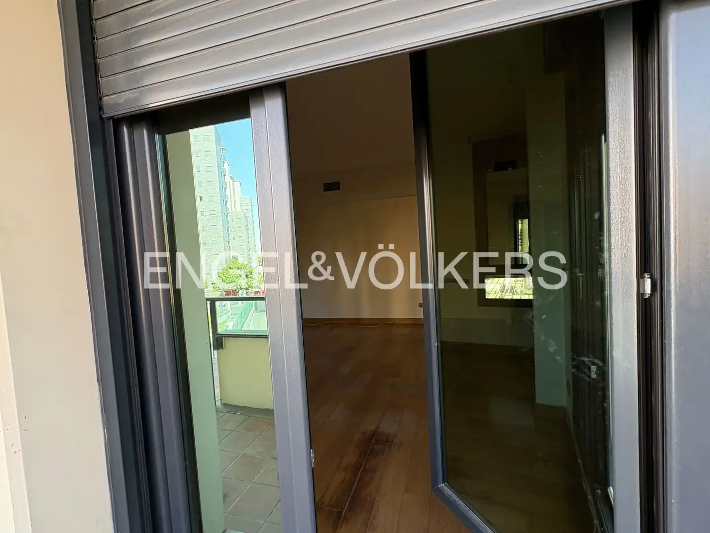 Balcony of Flat for rent in Sevilla  with Air Conditioner, Heating and Private garden