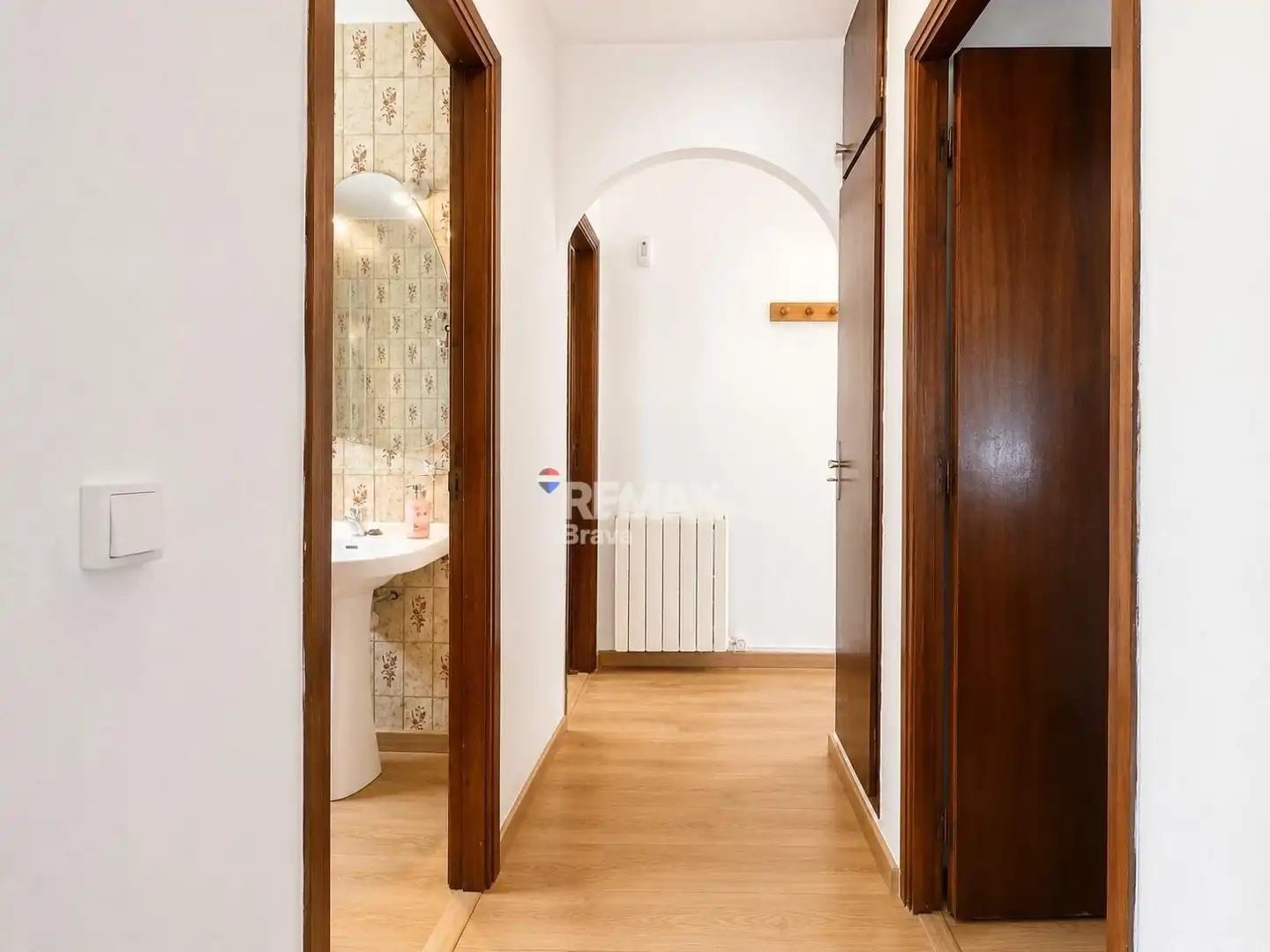 Houses for sale in Roses  with Air Conditioner, Private garden and Parquet flooring