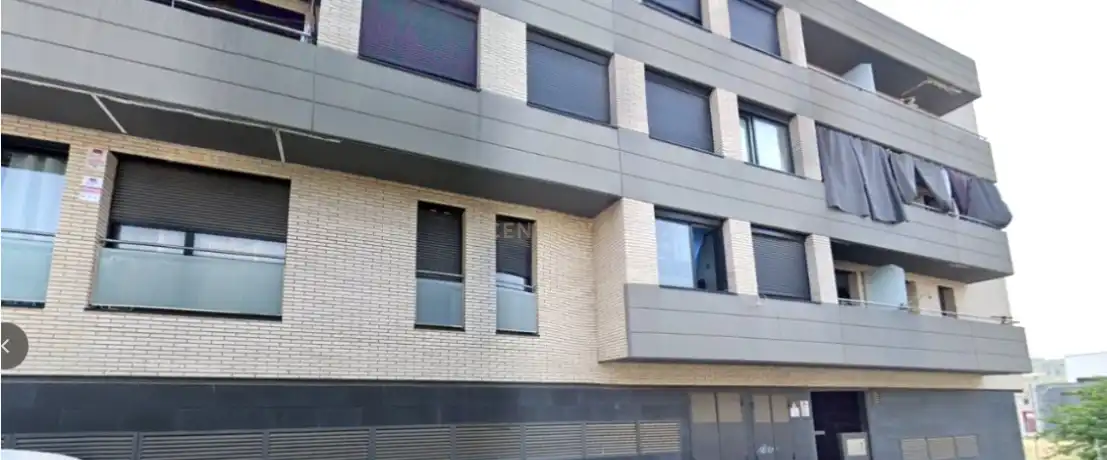 Vista exterior de Edificio en venta en Igualada