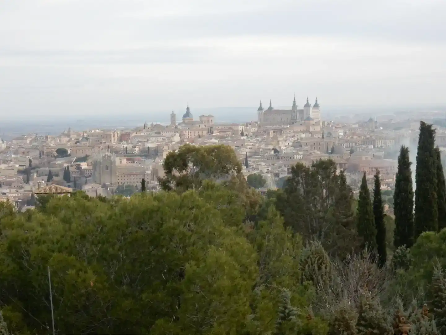 Vista exterior de Casa o xalet en venda en Toledo amb Jardí privat i Piscina