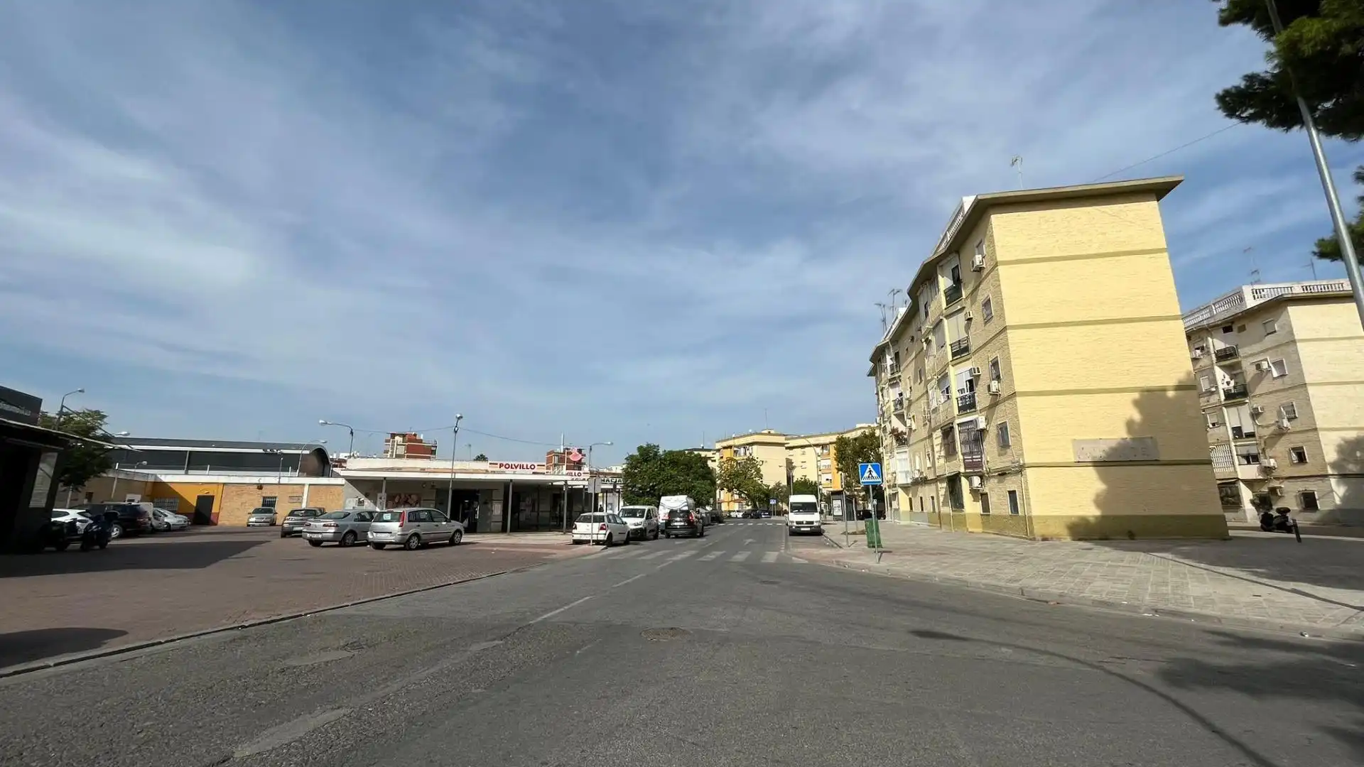 Flat for sale in Calle SIERRA DEL CASTAÑO, Tiro de Línea