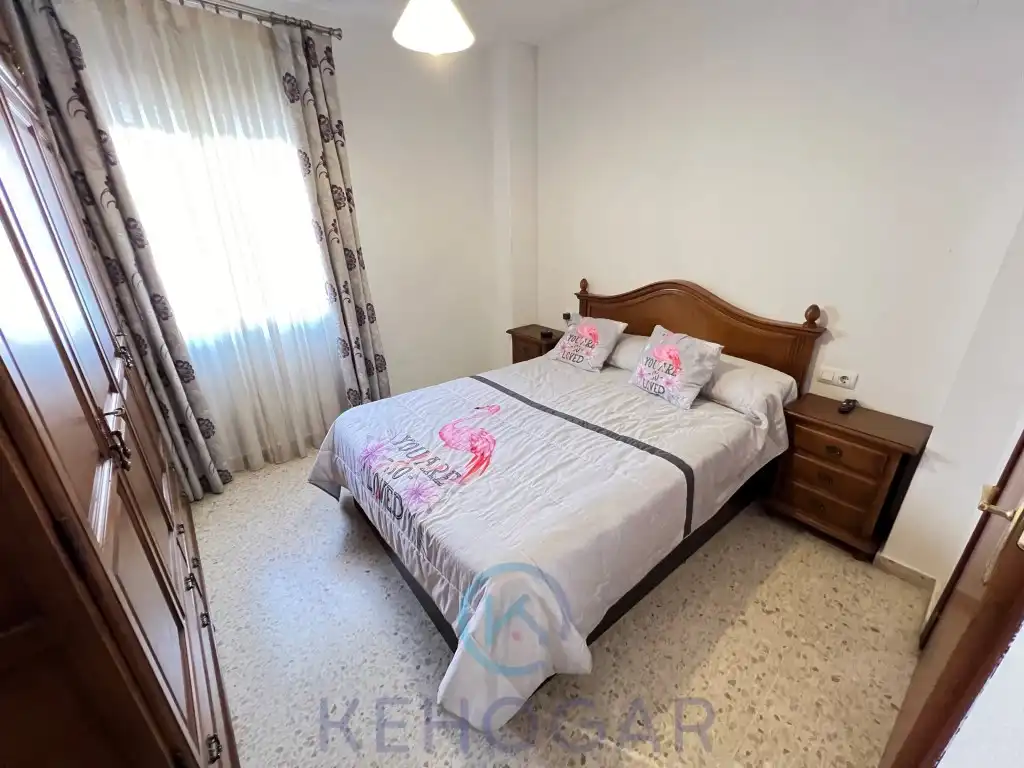 Bedroom of Flat for sale in Dos Hermanas