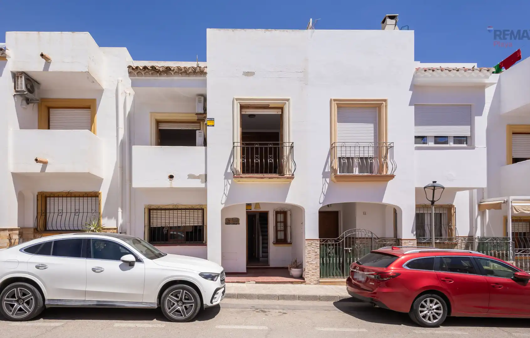 Vista exterior de Casa adosada en venta en Garrucha con Aire acondicionado, Terraza y Balcón